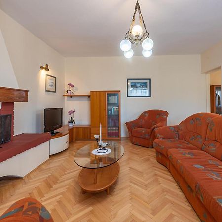 Cozy Apartment In Zadar With Wifi Bagian luar foto