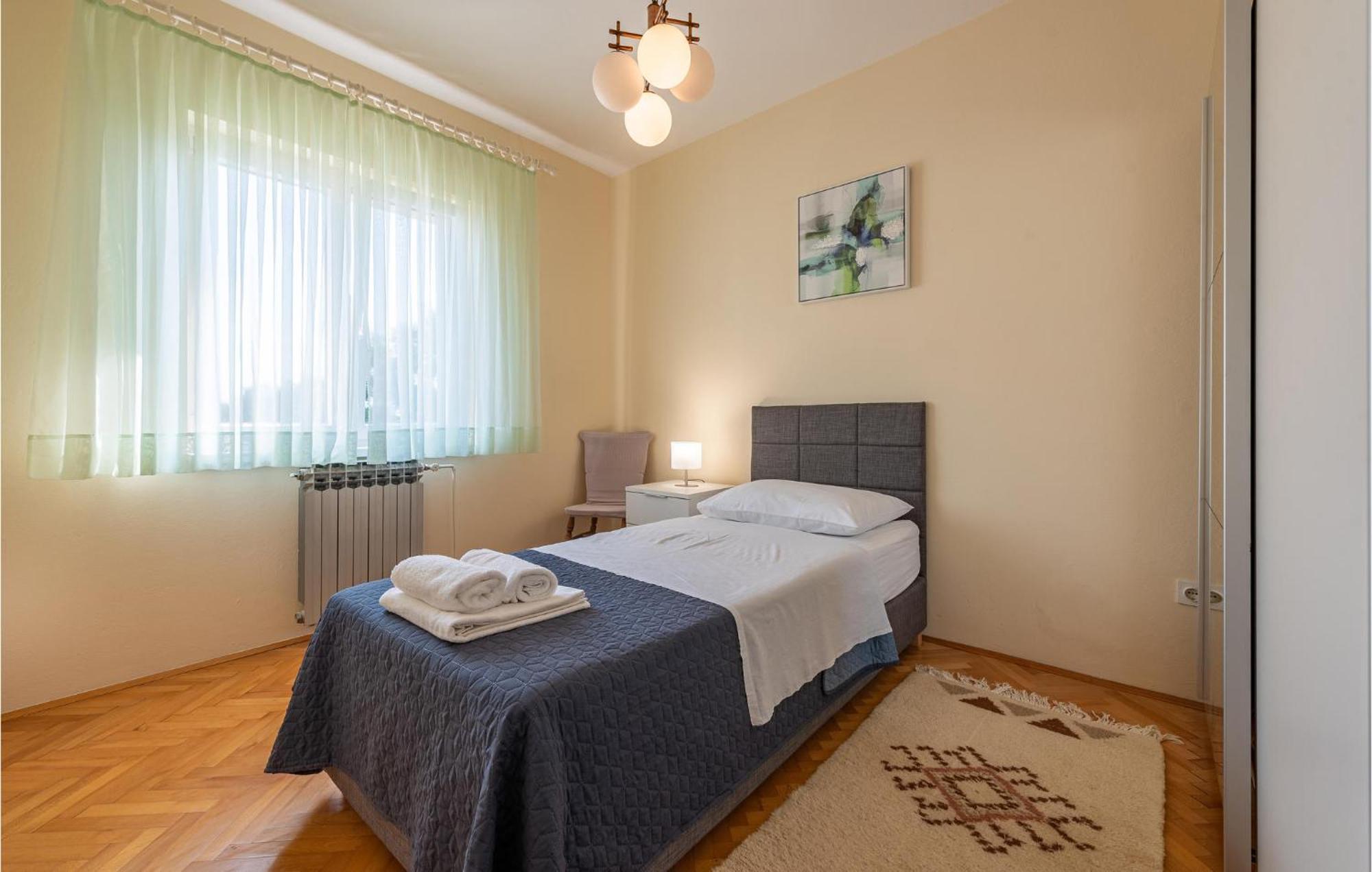 Cozy Apartment In Zadar With Wifi Bagian luar foto